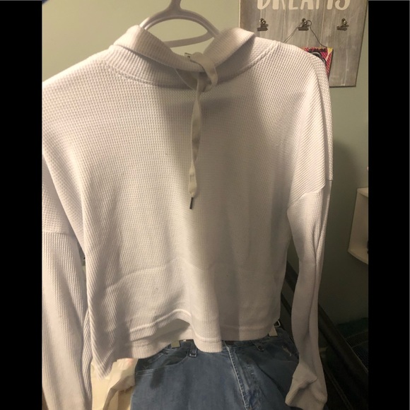 Crop Top - Picture 1 of 2